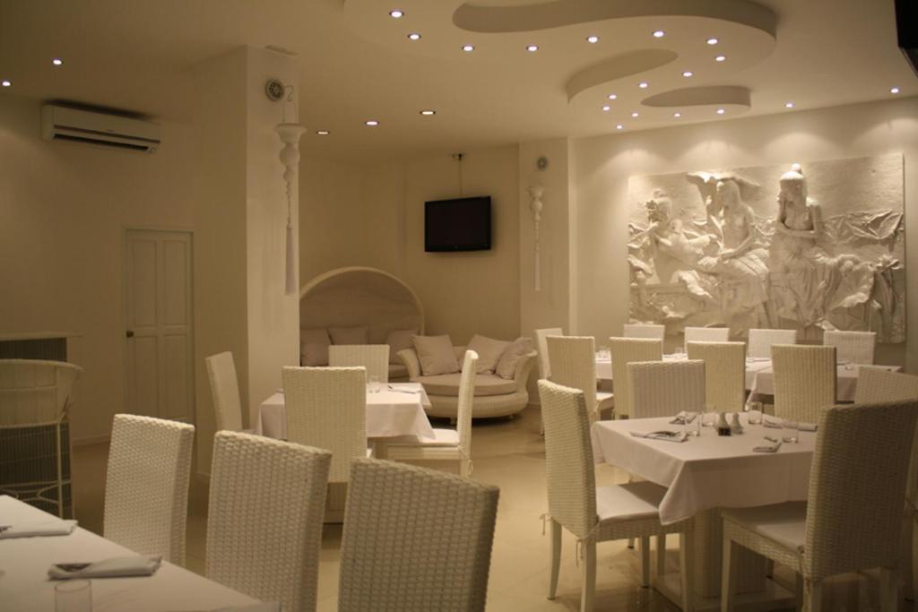 Hotel Santi White Phuket Exterior foto