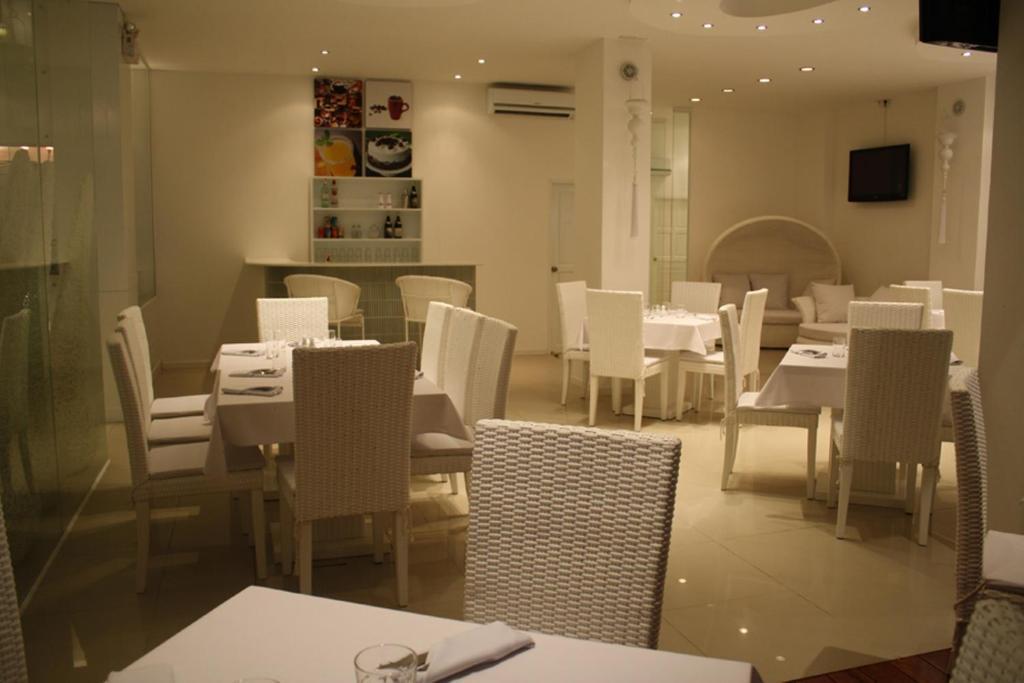 Hotel Santi White Phuket Exterior foto